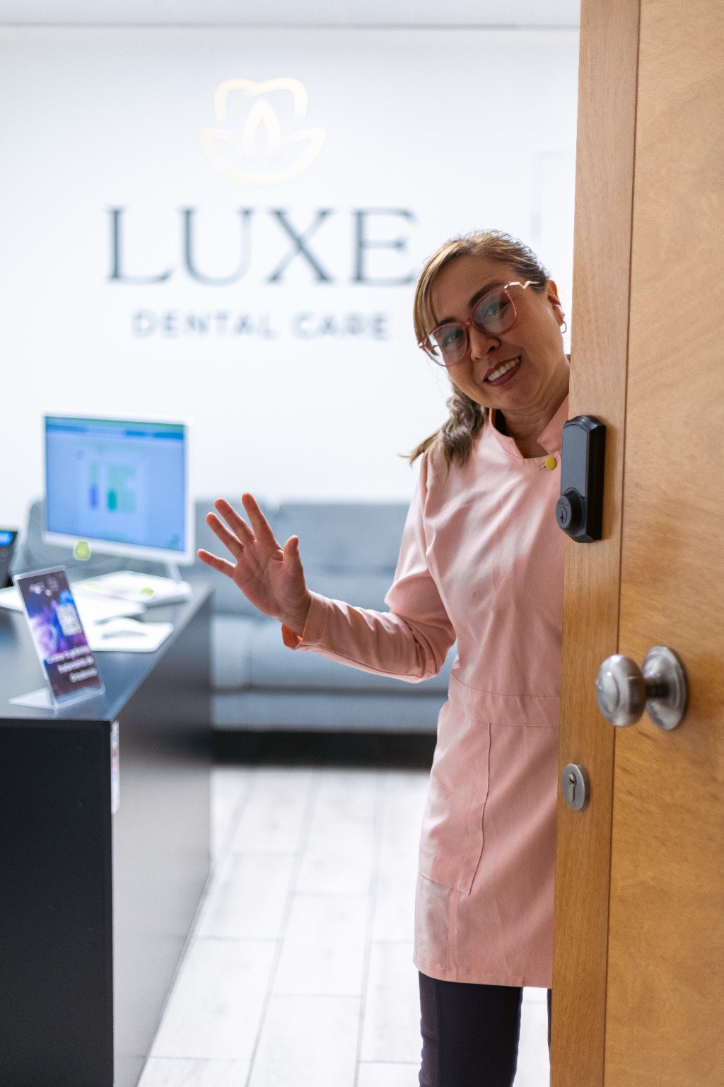 Recepción de Clínica Luxe Dental Care en Antofagasta